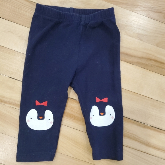 Penguin 3-6 month Girl's outfit - Picture 2 of 3